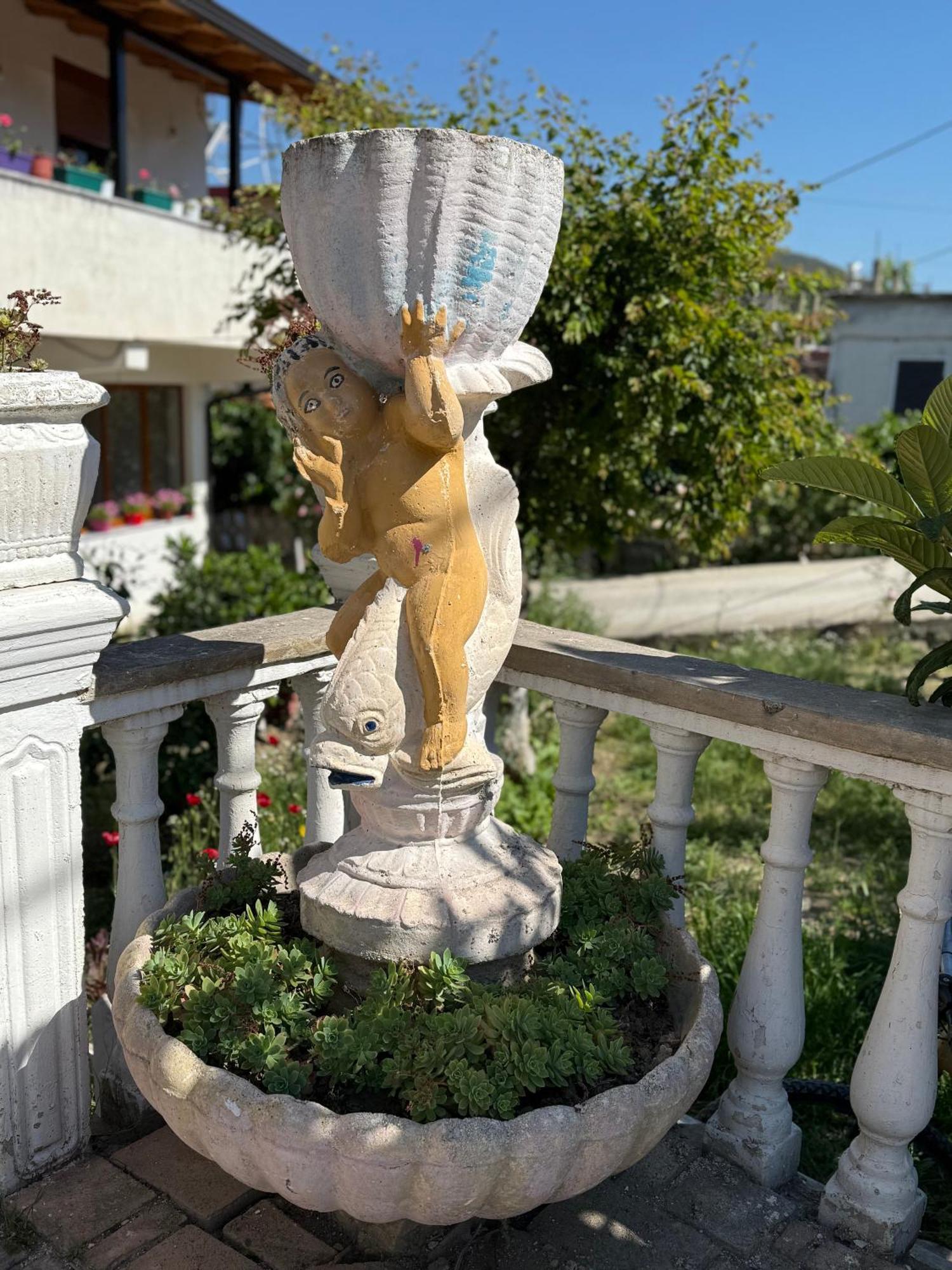 Anel'S Guesthouse Berat Exterior photo